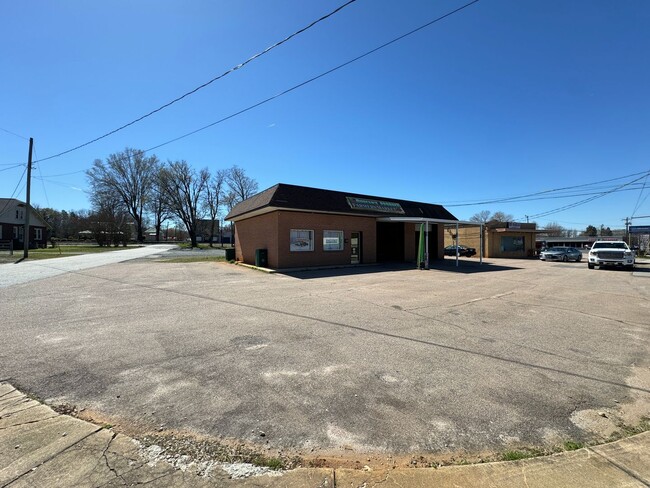144 S Salisbury Ave in Granite Quarry, NC - Building Photo - Building Photo