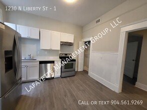 1230 N Liberty St-Unit -1 in Jacksonville, FL - Foto de edificio - Building Photo