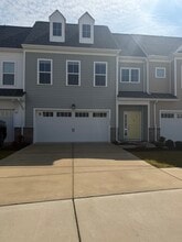 7025 Leire Ln in Chesterfield, VA - Building Photo - Building Photo