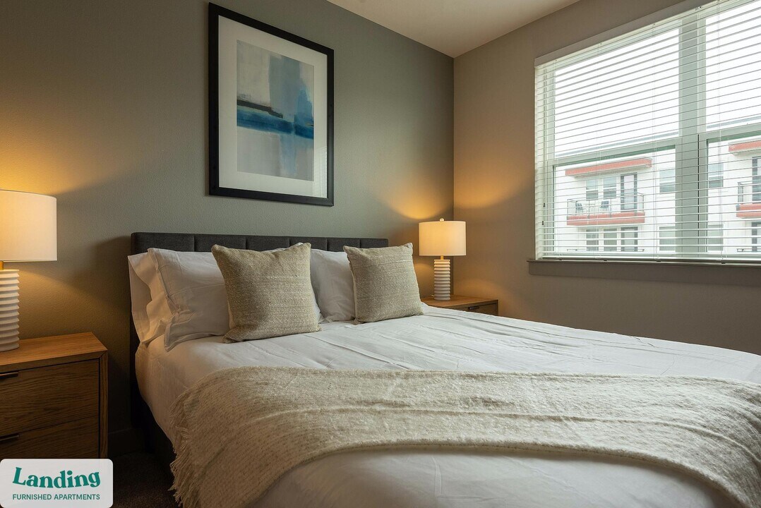 6107 E Riverside Dr, Unit 319 in Austin, TX - Building Photo