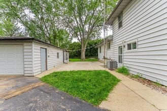 22819 Davy Ct in Plainfield, IL - Building Photo - Building Photo