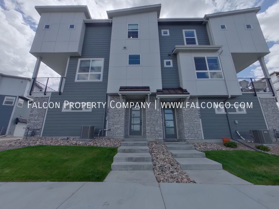 10672 Larimar Point in Colorado Springs, CO - Building Photo