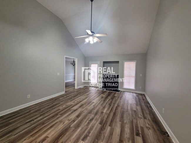 120 Sedge Meadow Dr in Winston-Salem, NC - Building Photo - Building Photo