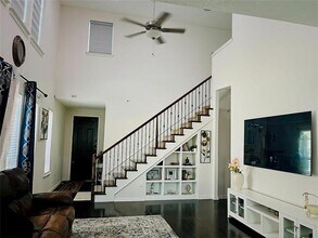 208 Lee Roy Jordan St in Irving, TX - Building Photo - Building Photo