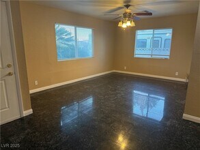 6997 Acorn Ct in Las Vegas, NV - Building Photo - Building Photo