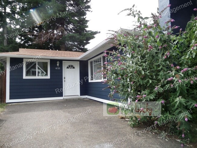 property at 651 Union Ave NE