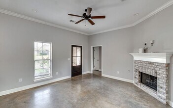 1251 Addison Ln. in Brandon, MS - Building Photo - Building Photo