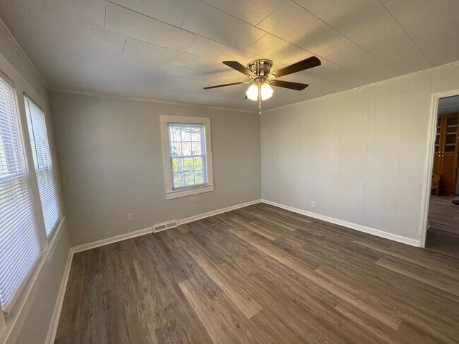 1246 Broadwood Acrs Rd in Mebane, NC - Building Photo - Building Photo