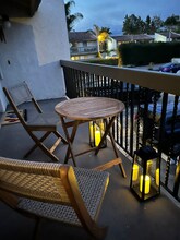 43 Dearborn Pl in Goleta, CA - Foto de edificio - Building Photo