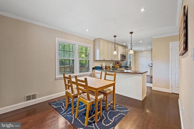 2307 Ballycairne Ct in Reston, VA - Building Photo - Building Photo