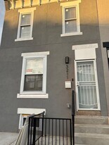 3211 W Dakota St in Philadelphia, PA - Building Photo
