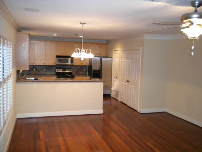 1342 Rutland St in Houston, TX - Building Photo - Building Photo