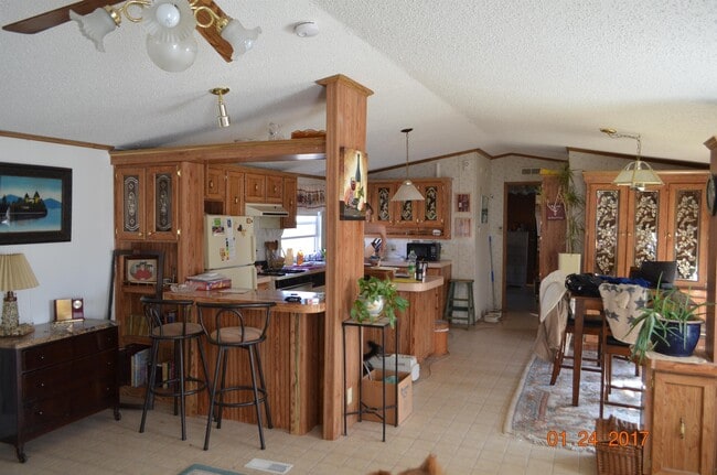 property at 805 S Weatherford St