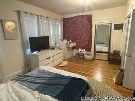 2 Corinne Rd in Boston, MA - Building Photo