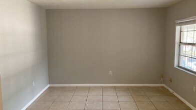 3718 W McKay Ave in Tampa, FL - Building Photo - Building Photo