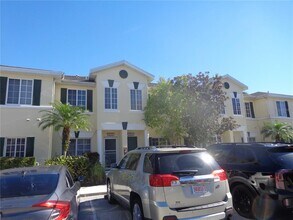 257 Cape Harbour Loop in Bradenton, FL - Building Photo - Building Photo