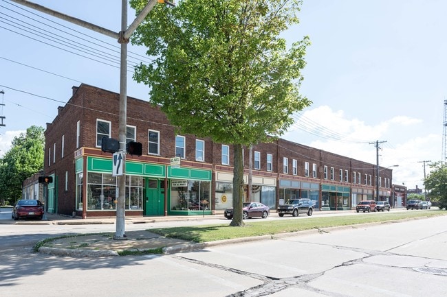 331-355 Center St