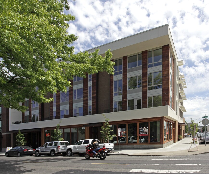 The Benevento in Portland, OR - Building Photo