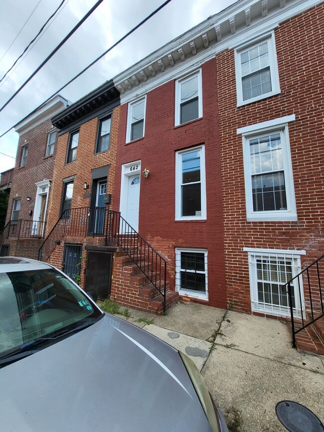 property at 642 Wyeth St