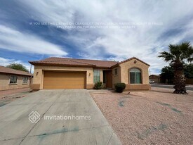 6537 S 15th Dr in Phoenix, AZ - Building Photo