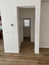 171 Desert Pond Ave in Henderson, NV - Building Photo - Building Photo