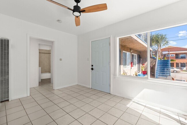 1 BED 1 BATH IN LOS ANGELES!!! in Los Angeles, CA - Foto de edificio - Interior Photo