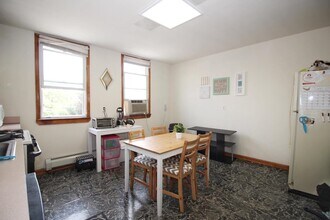 311 5th St-Unit -3 in Jersey City, NJ - Building Photo - Building Photo
