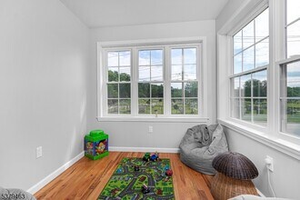 24 Lawnwood Ave in Newton, NJ - Building Photo - Building Photo
