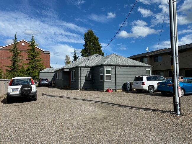 property at 1115 SW 26th St