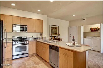 3825 W Anthem Way, Unit B1 in Anthem, AZ - Building Photo - Building Photo