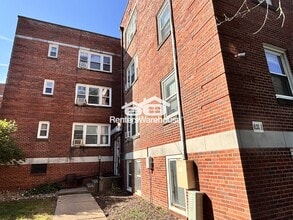 4200 Grand Ave in Des Moines, IA - Foto de edificio - Building Photo