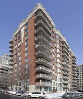1070 Saint-Mathieu in Montréal, QC - Building Photo