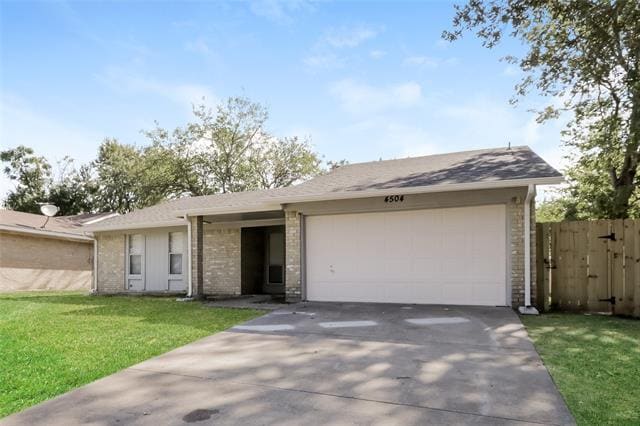 property at 4504 Via Del Norte