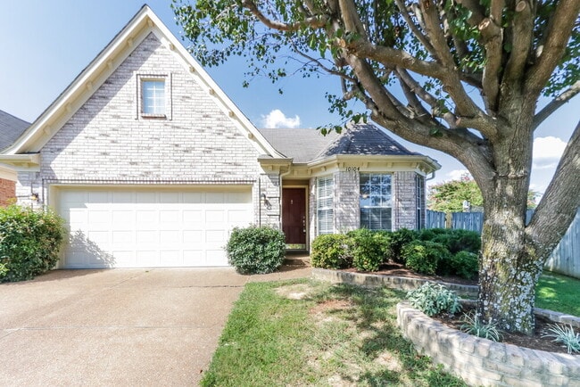 property at 10104 Cross Hill Dr