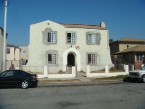 6049 Allston St in Los Angeles, CA - Building Photo - Building Photo