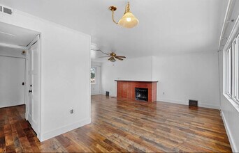 3216 Villa St in Los Alamos, NM - Building Photo - Building Photo