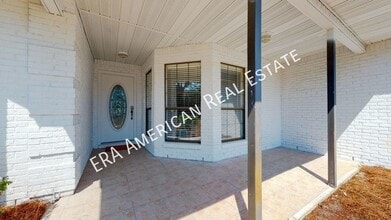 18 Meigs Dr in Shalimar, FL - Building Photo - Building Photo