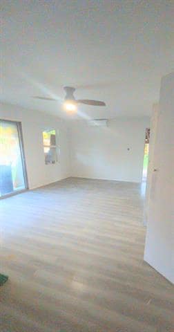 1403 E 4th Ave in Corsicana, TX - Foto de edificio - Building Photo