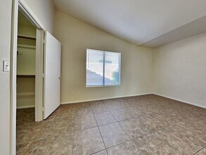 4528 Possum Berry Ln in North Las Vegas, NV - Building Photo - Building Photo