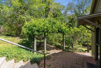 5 Sentry Hill Rd in York, ME - Building Photo - Building Photo