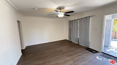 607 W 47th St in Los Angeles, CA - Building Photo - Building Photo