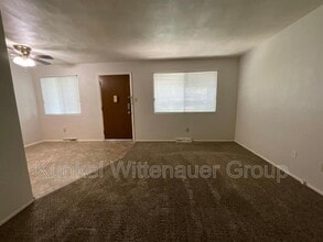 900 8th St in Highland, IL - Building Photo - Building Photo