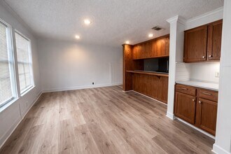 7 Carol Ct in Brookshire, TX - Building Photo - Building Photo