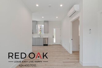 4590 Riverton Ave in Los Angeles, CA - Building Photo - Building Photo