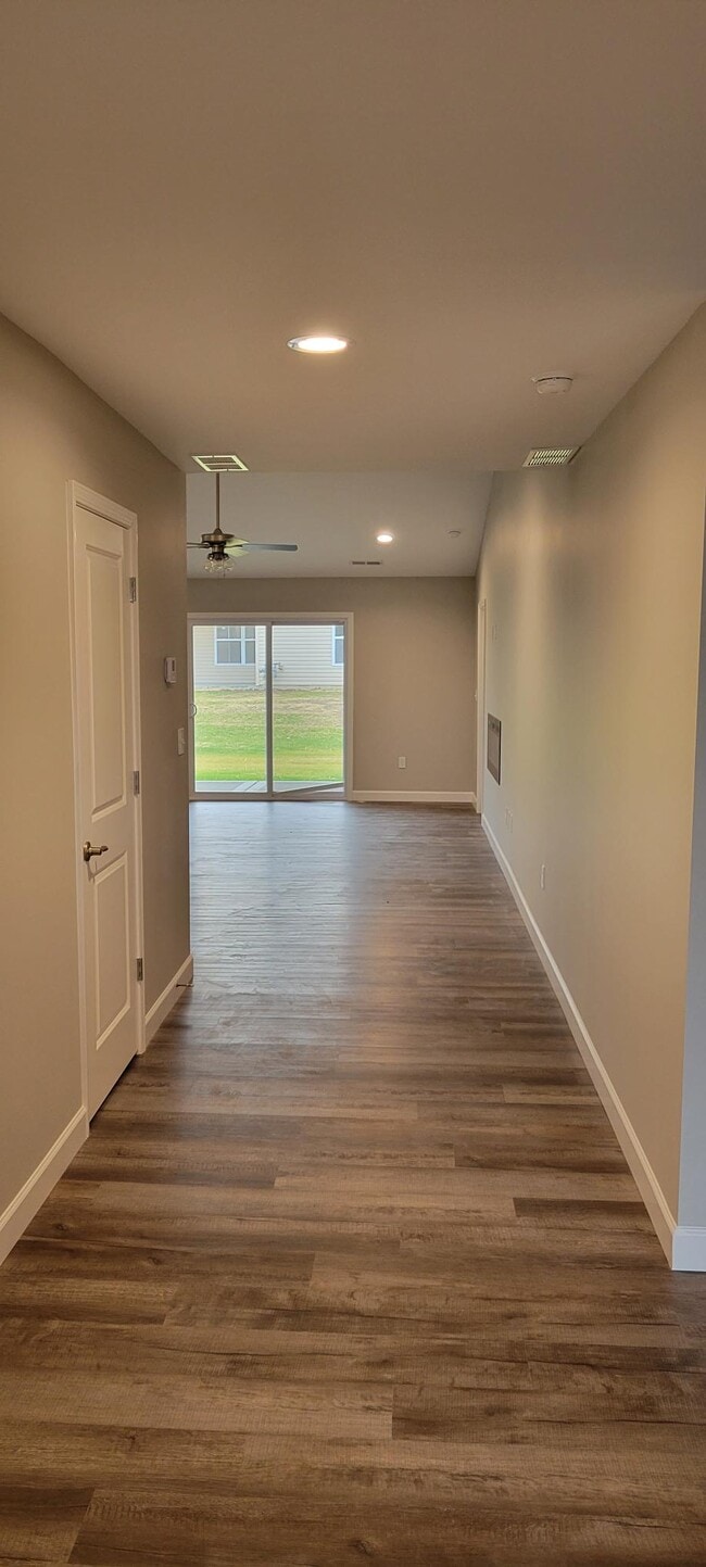 2001 Serenade Ln, Unit 2001 in Troy, IL - Building Photo - Building Photo
