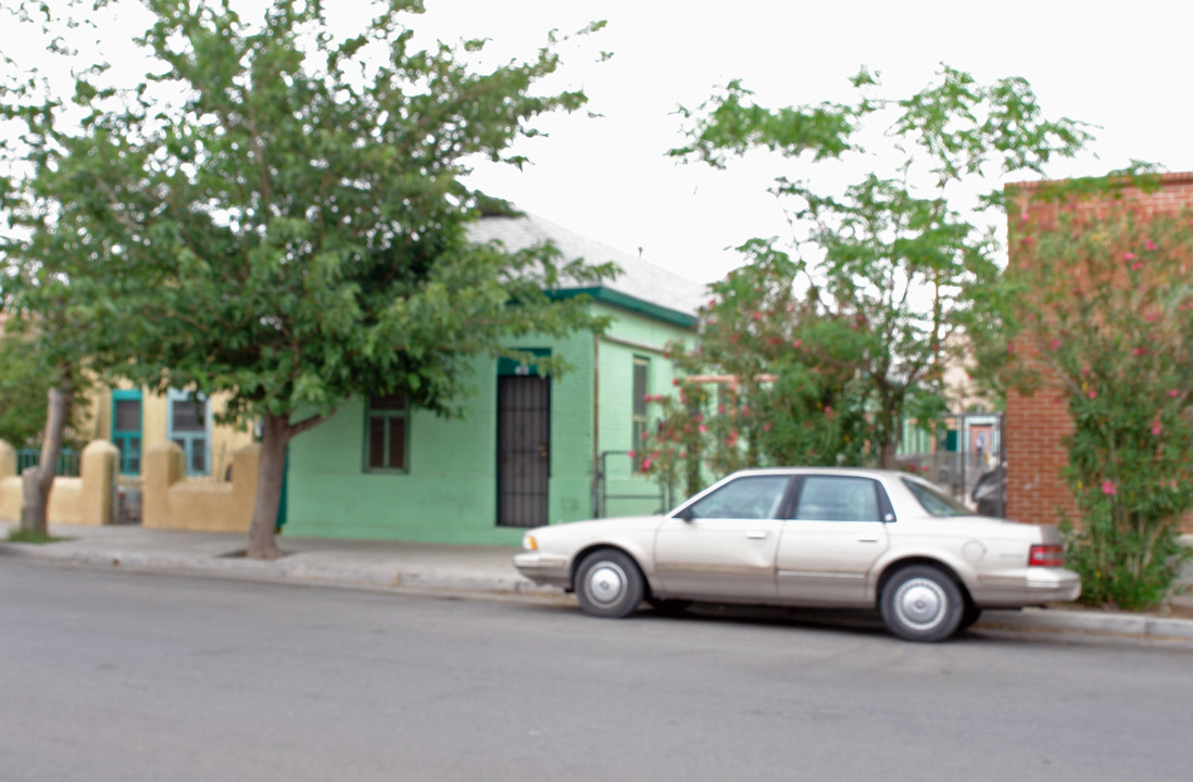 412 S Florence St in El Paso, TX - Building Photo