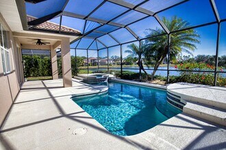 2175 Chenille Ct in Venice, FL - Building Photo - Building Photo