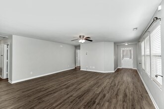 325 Kenneth Blvd NW in Madison, AL - Building Photo - Building Photo