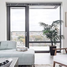 1330 Boylston St in Boston, MA - Foto de edificio - Building Photo