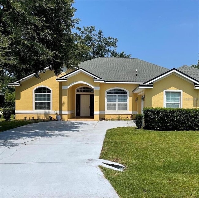 property at 129 Westchester Ln